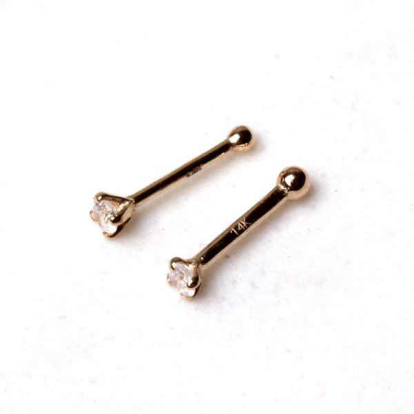 14Kt Yellow Gold Stud Nose Ring with Prong Setting Gem