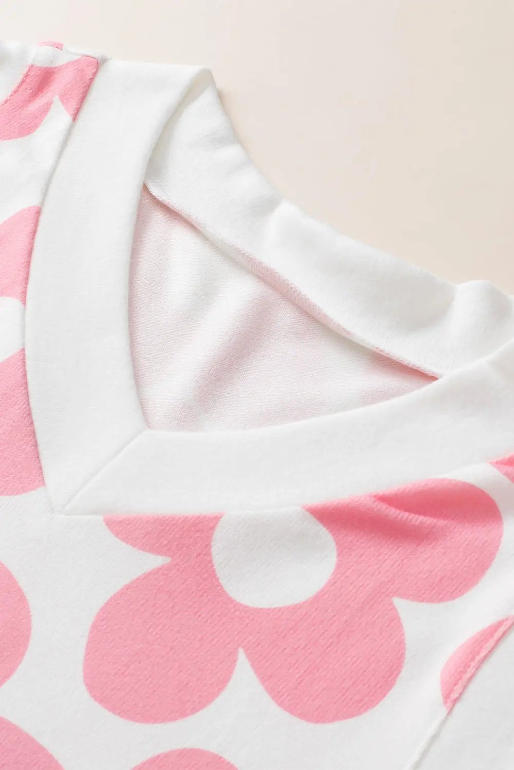 Women's Knitted Tank Top Knitted Tank Top - Pink Floral V-Neck - Summer Style