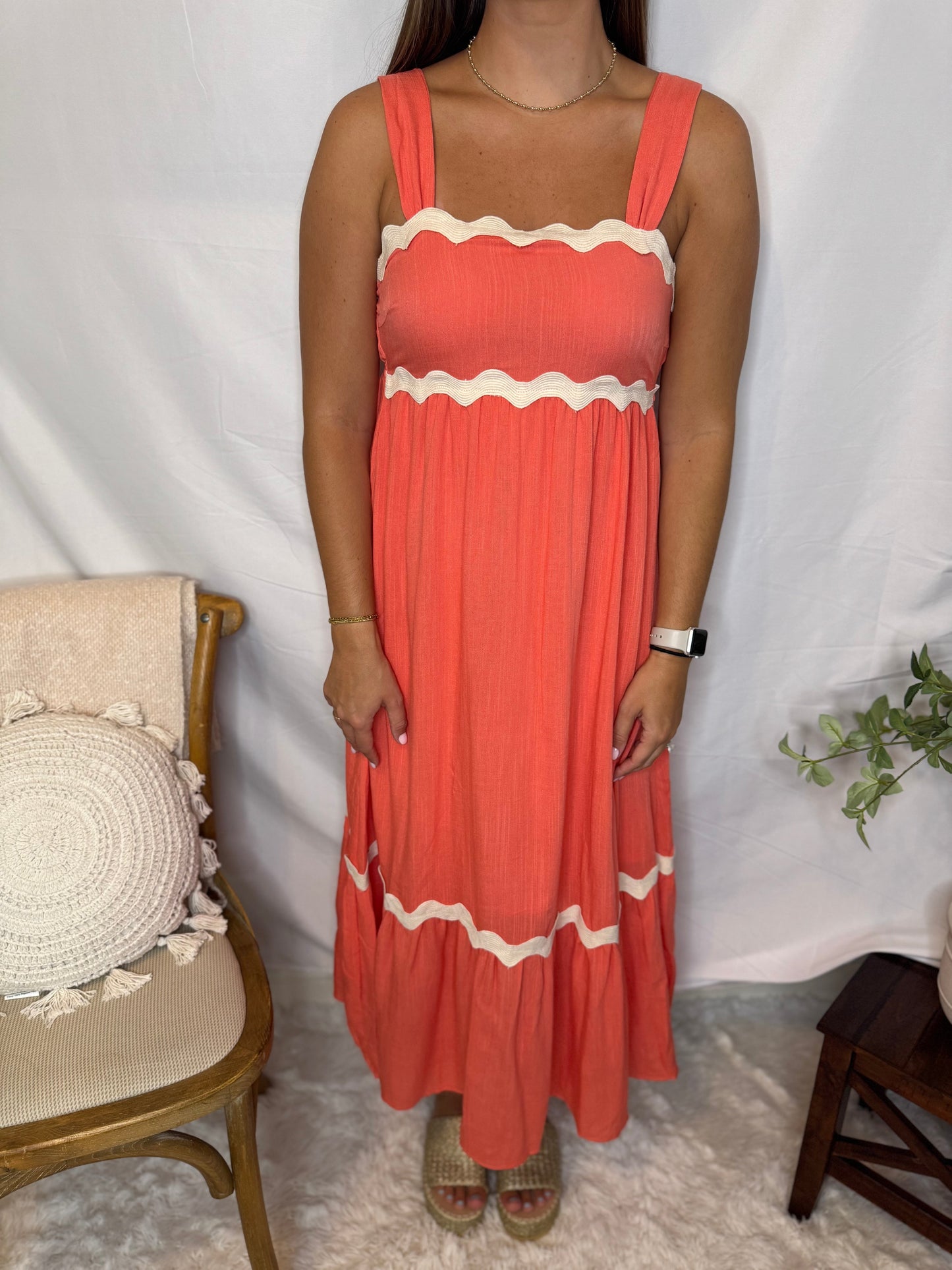The Wavy Trim Midi Dress