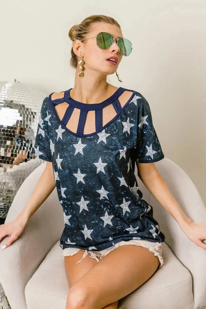 Women's Graphic Tee Women's Tee - Star Print - Y2K Vintage Style