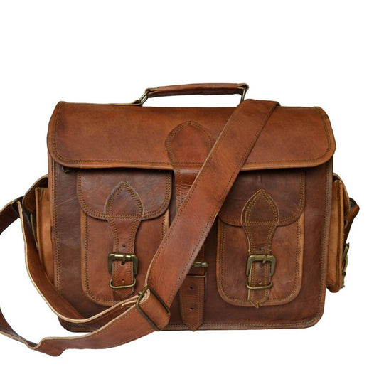 The Robert Capa Camera Messenger
