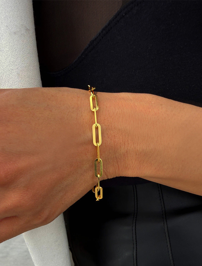 ESSENTIAL Medium Paperclip Link Chain Bracelet