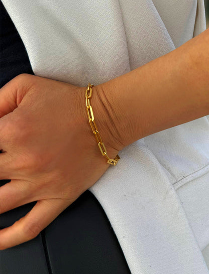 ESSENTIAL Medium Paperclip Chain Bracelet
