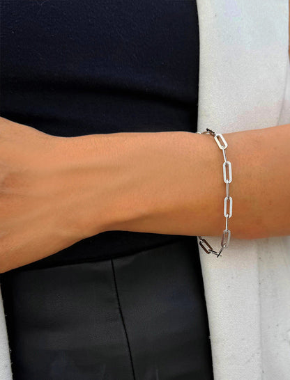 ESSENTIAL Medium Paperclip Link Chain Bracelet