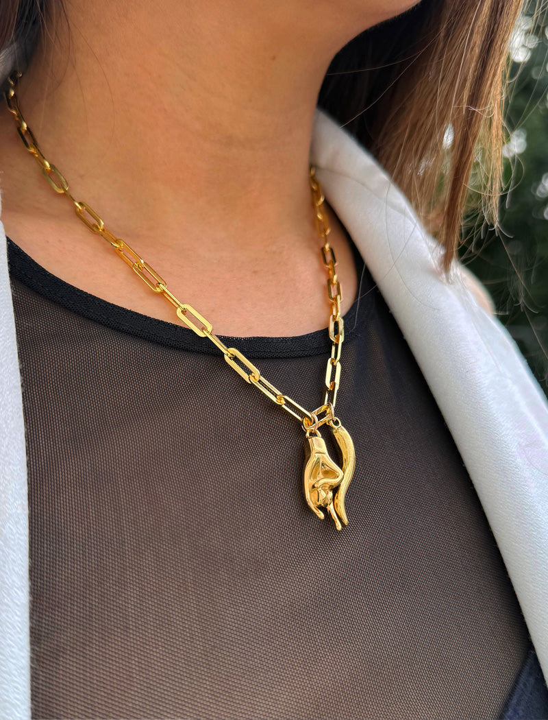 ITALIAN HAND Pendant Link Chain Necklace
