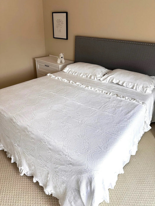 Bedspread Set Bedspread - Cotton White Lace - With Matching Shams