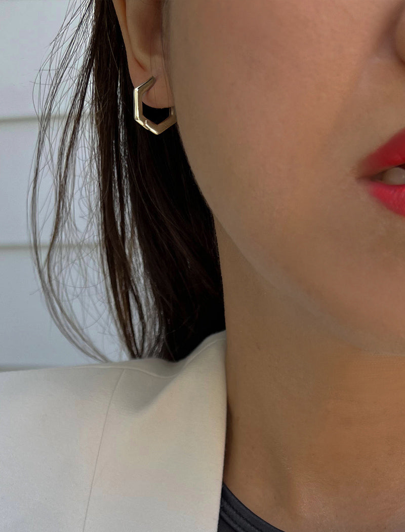 INNOVATE Hexagon Huggie (One Earring Only)