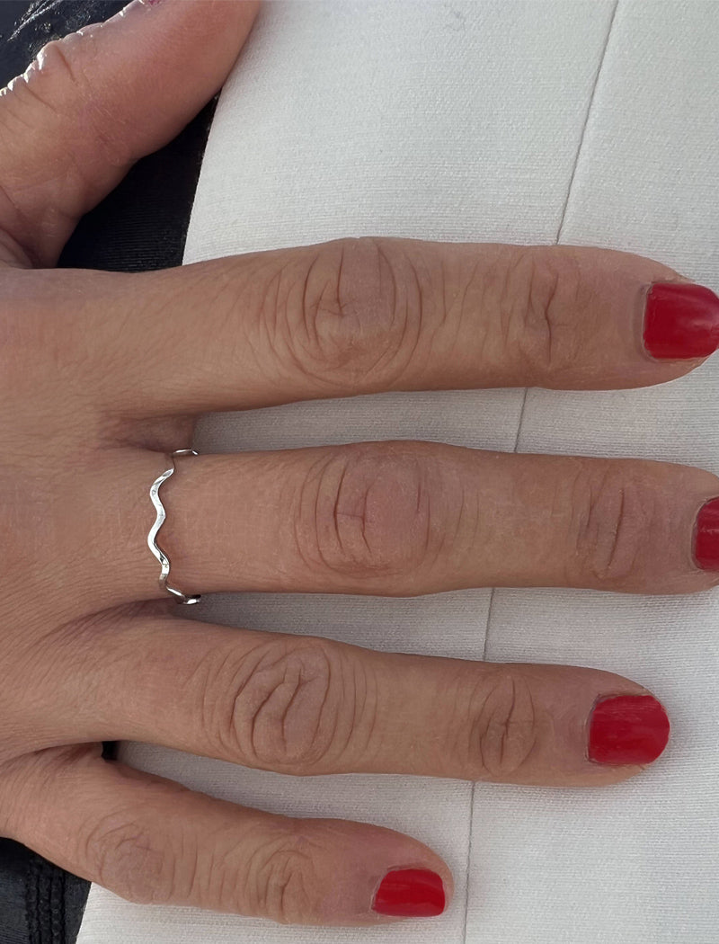 RAMEN NOODLE Thin Wavy Stacking Ring