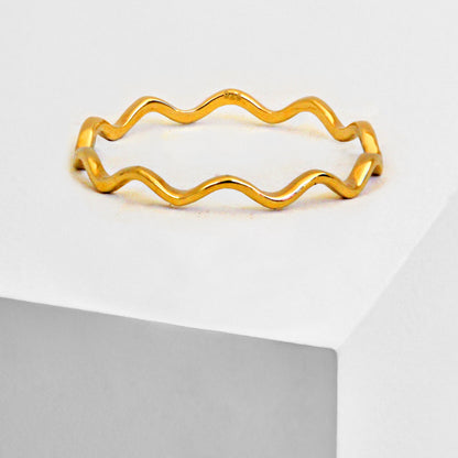 RAMEN NOODLE Wavy Stackable Ring | 18K Gold over Sterling Silver