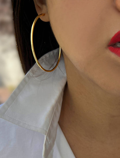 PERFECT HOOP EARRINGS IN 18K GOLD OVER STERLING SILVER