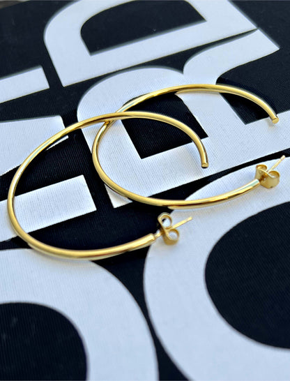 PERFECT HOOP EARRINGS IN 18K GOLD OVER STERLING SILVER
