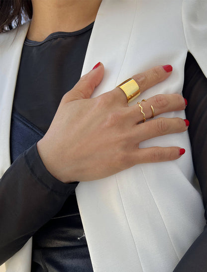 RAMEN NOODLE Thin Wavy Stacking Ring