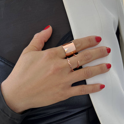 RAMEN NOODLE Thin Wavy Stacking Ring