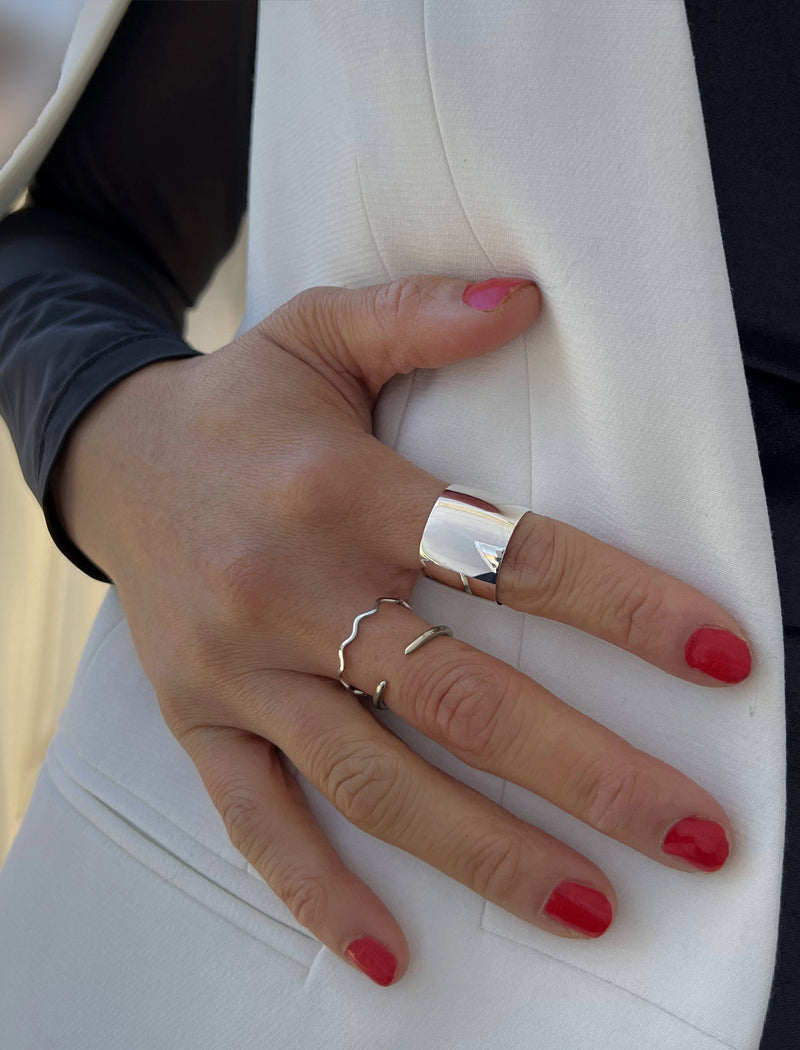 RICH Thick Statement Cigar Band Ring