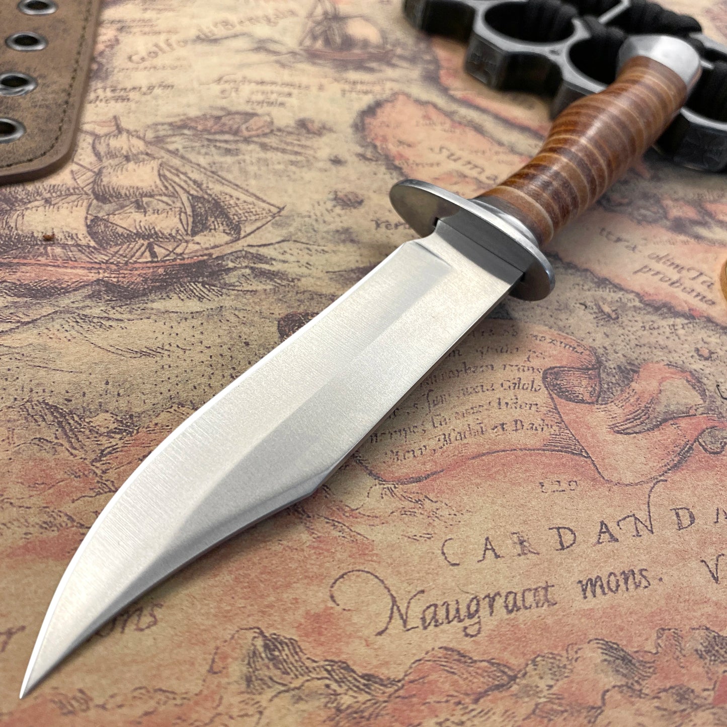 Outdoor tactical hunting knife, a pocket knife for camping, wilderness survival and daily carry.