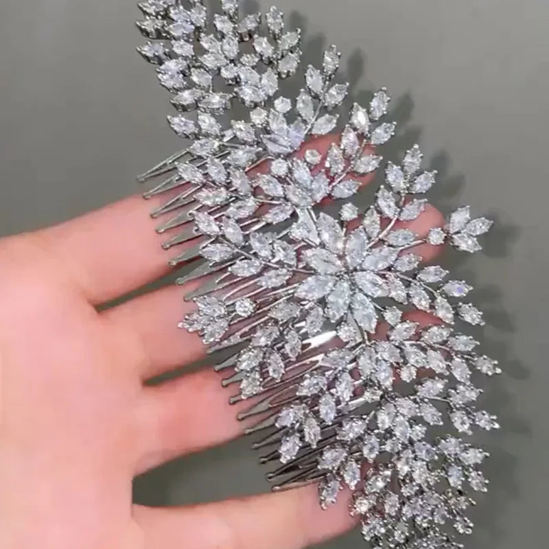 Cubic Zirconia Bridal Hair Comb – Luxury Wedding Headpiece for Bride, Prom & Party