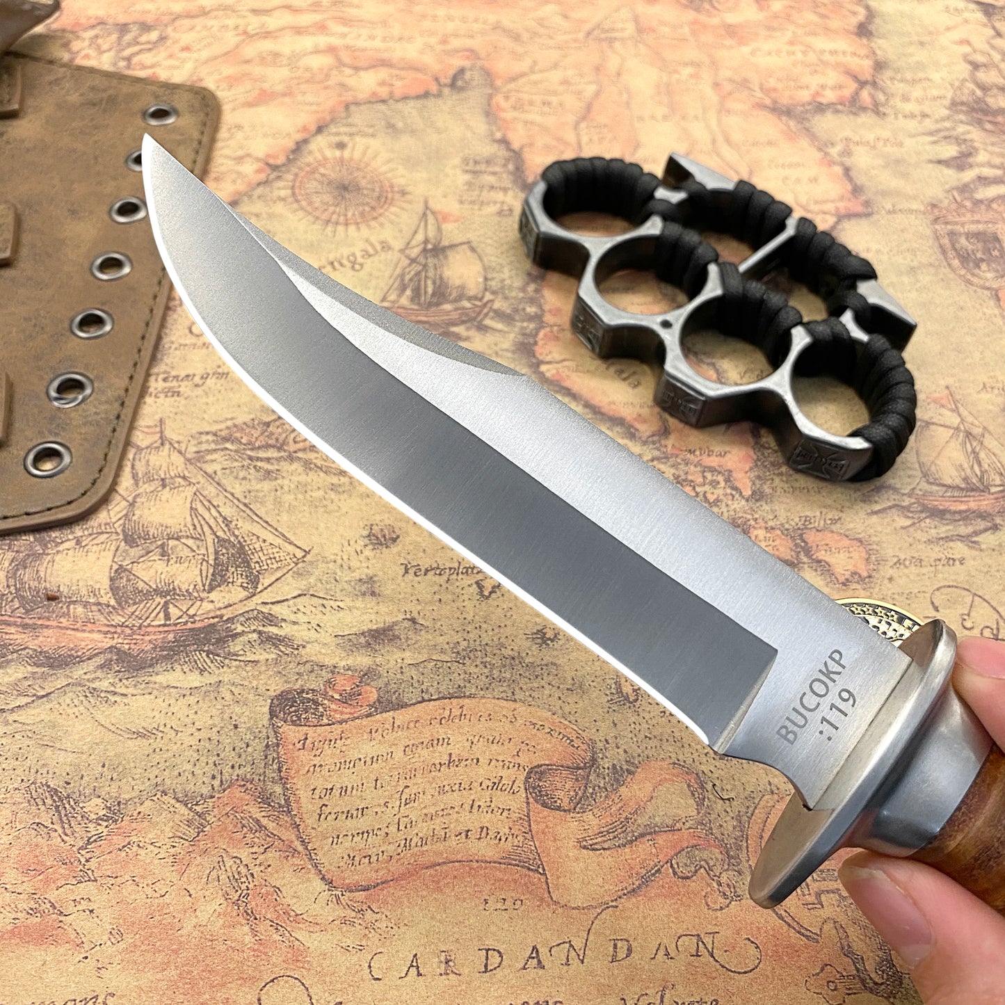 Outdoor tactical hunting knife, a pocket knife for camping, wilderness survival and daily carry.