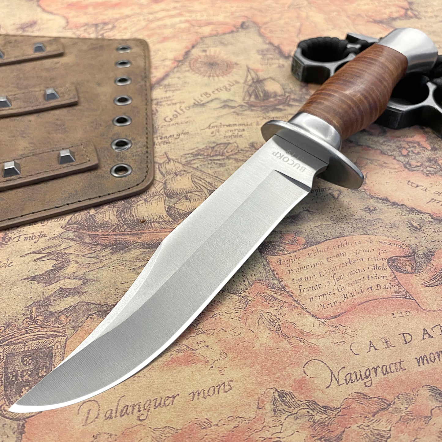 Outdoor tactical hunting knife, a pocket knife for camping, wilderness survival and daily carry.