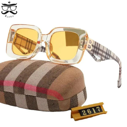 Women's Sunglasses - Large Frame Sun Protection - Retro Stylish