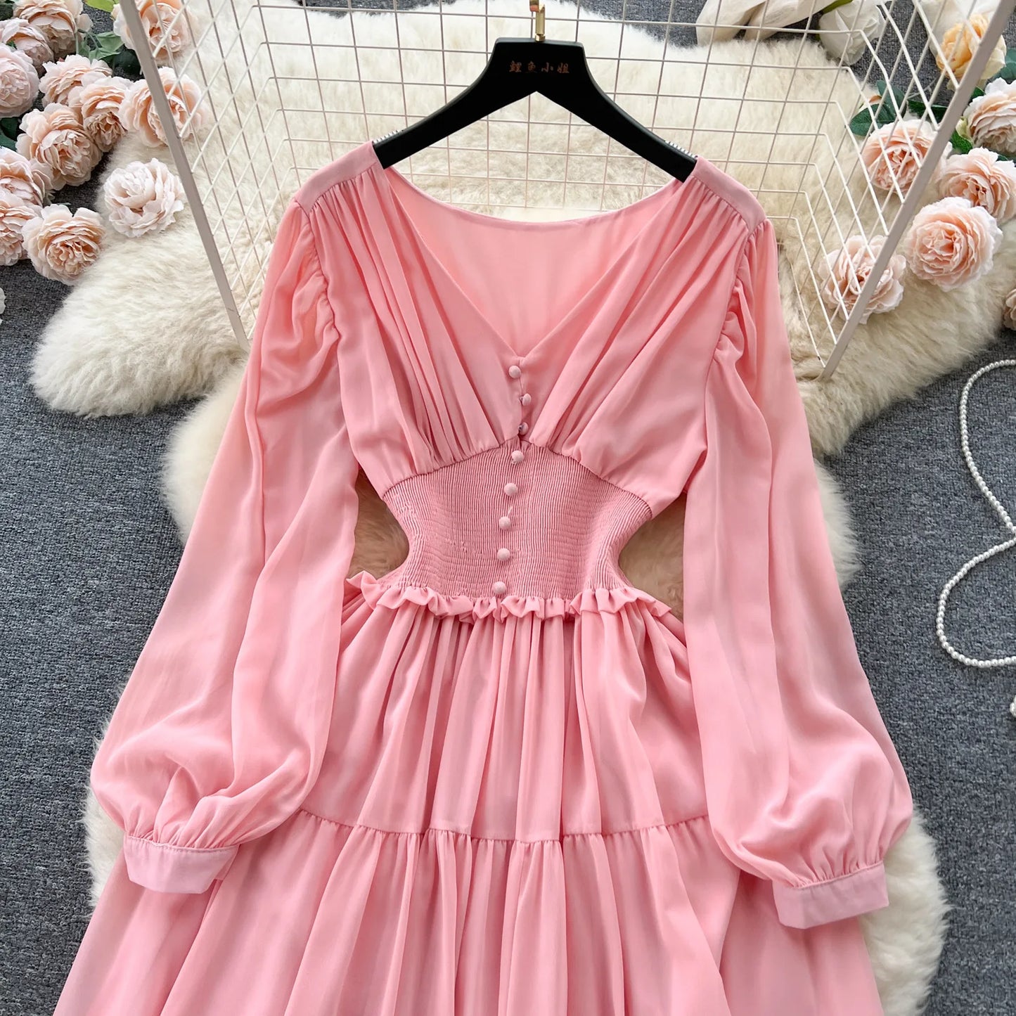 Vintage Chiffon Long Dress Women Elegant V-neck Long Sleeved Casual Dresses French Pleated Slim A-line Long Robe Vestidos