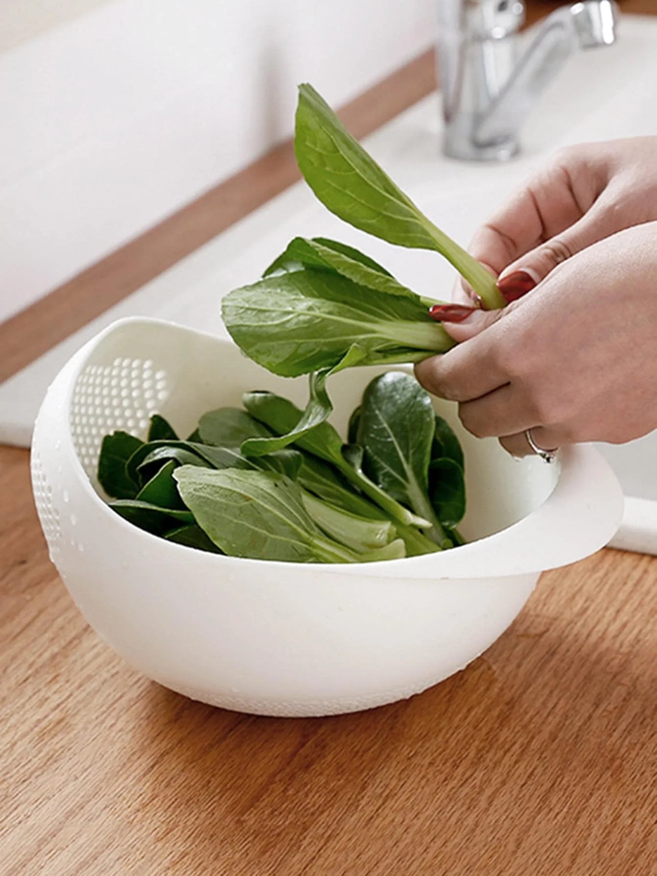 Kitchen Drain Basket Colander with Handle – Double-Layer Rice Washing Bowl, Fruit & Vegetable Strainer