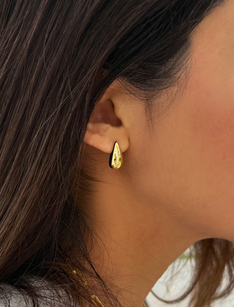 TEARDROP Stud Earrings | 18K Gold Vermeil