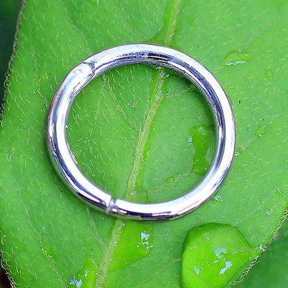 14Kt. White Gold Seamless Clicker Ring