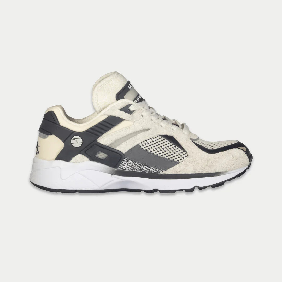 LA Gear Catapult Light Up Low Top Sneaker White Black Women