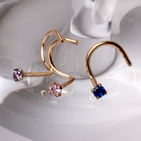 14Kt Yellow Gold Screw Nose Ring with Prong Setting Gem